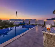 evini-kirala-villa-mehcan-19_23.jpg