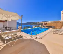 evini-kirala-villa-melis-kisla-2025-4_950.jpg