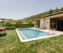evini-kirala-villa-menesa-24_1920x1280_531.jpg