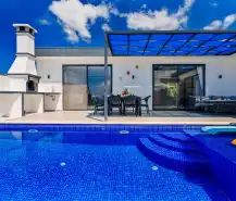 evini-kirala-villa-ugur-akbel-2025-43_538.jpg