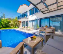 evini-kirala-villa-zemheri-kalkan-29_984.jpg