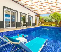 villa-ceyda-kalkan-evinikirala-11_508.jpg