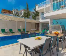 villa-seckin-kalkan-evinikirala-34_642.jpg