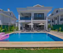 villa-white-palm-3-49_808.jpg