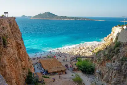 Tatil İçin Neden Antalya’yı Seçmeliyiz?