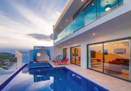 Muhafazakar Villa Etiler Kalkan 