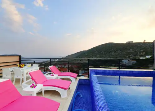 Villa Çatı Evi Kalkan