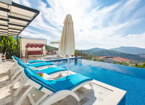 Villa Eslem Üzümlü