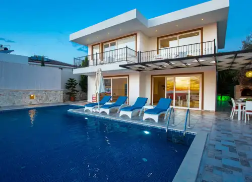 Villa Eslem Üzümlü