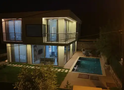 Villa Phoinikos Duo