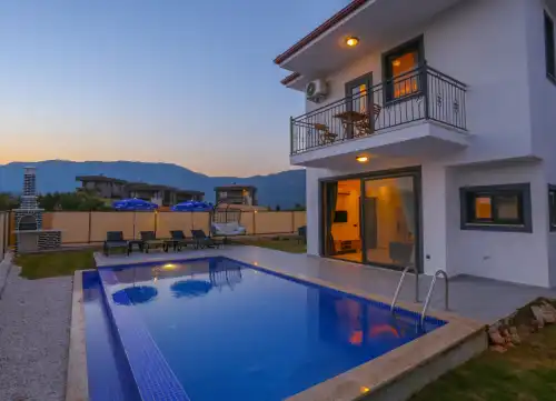 Villa Gökyüzü Çukurbağ