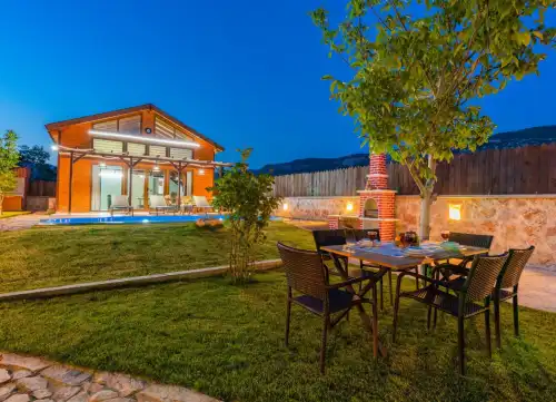 Villa Nazoğlu Bezirgan