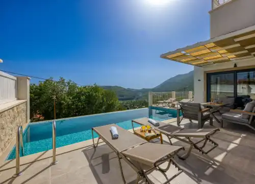 Villa Poeta