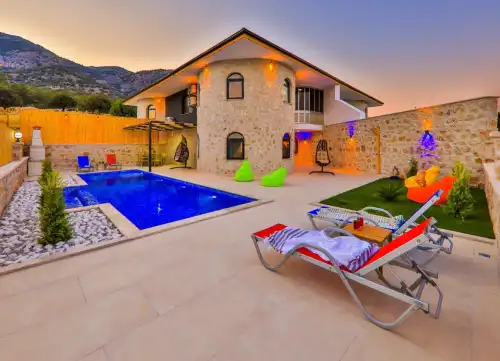 Villa Sandak 2