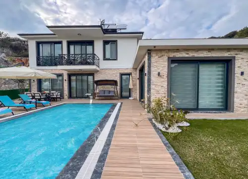 Villa Sweet Moon