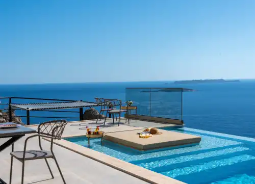 Villa Whisper 1