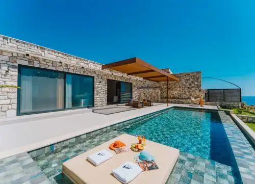 Villa Whisper 2
