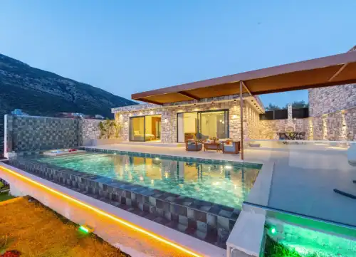 Villa Whisper 2