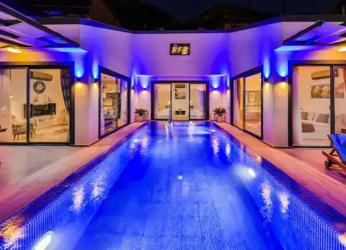 Muhafazakar Villa Efe Kalkan
