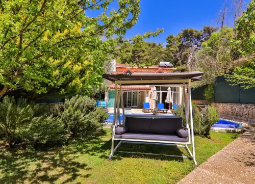 Muhafazakar Villa Kaputaş 5 Sarıbelen