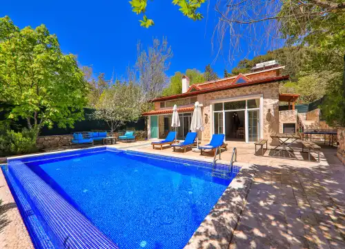 Muhafazakar Villa Kaputaş 5 Sarıbelen