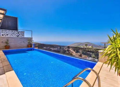 Muhafazakar Villa Kardelen Kalkan 