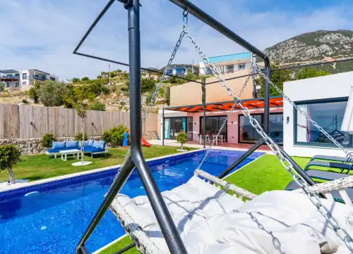 Villa Onbaşı Kalkan