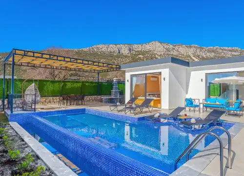 Villa Ortaç 3 Bezirgan