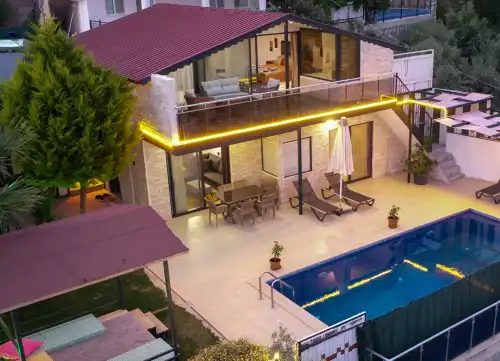 Muhafazakar Villa Reyhan İslamlar