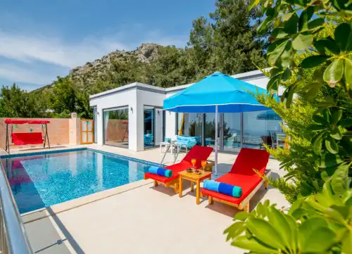 Villa Romeo Üzümlü