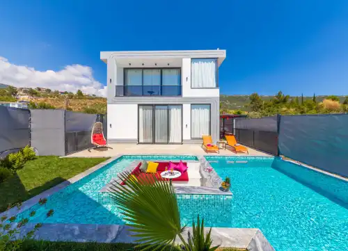 Villa Sisters Üzümlü