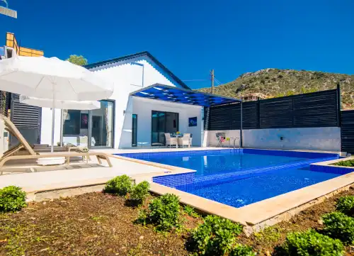 Villa Diriliş Kalkan