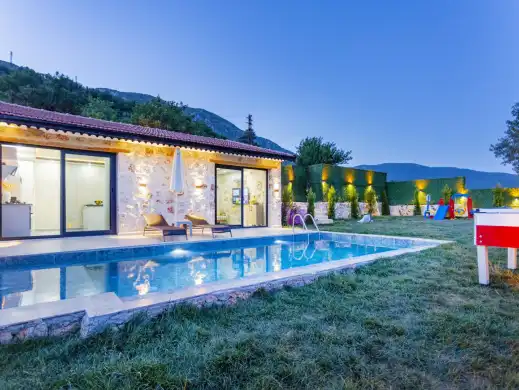 evini-kirala-villa-menesa-68_1920x1280_503.jpg