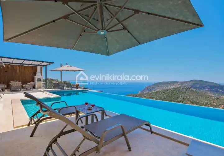 evini-kirala-villa-max-panora-2-39_399.JPG