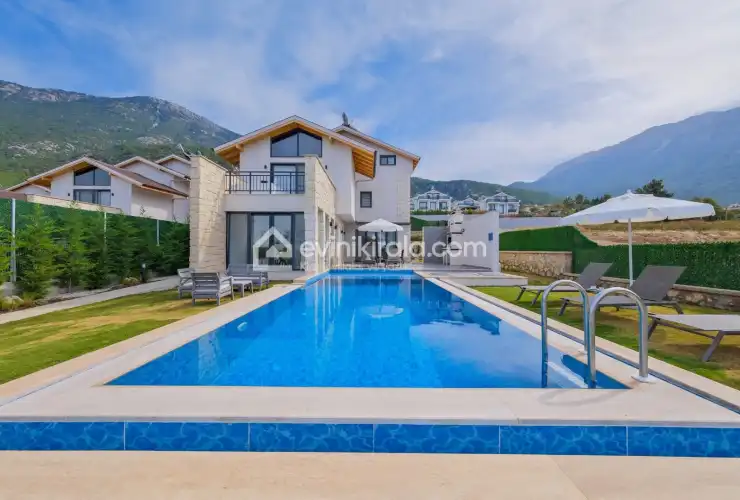 bs-v1-villa-gizia-1-18-5512.jpg