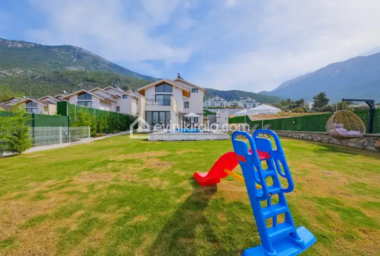 bs-v1-villa-gizia-1-19-1683.jpg