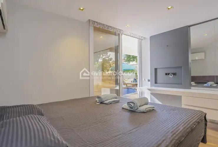 evini-kirala-villa-alp-kalkan-ortaalan-52_1920x1079_160.jpg