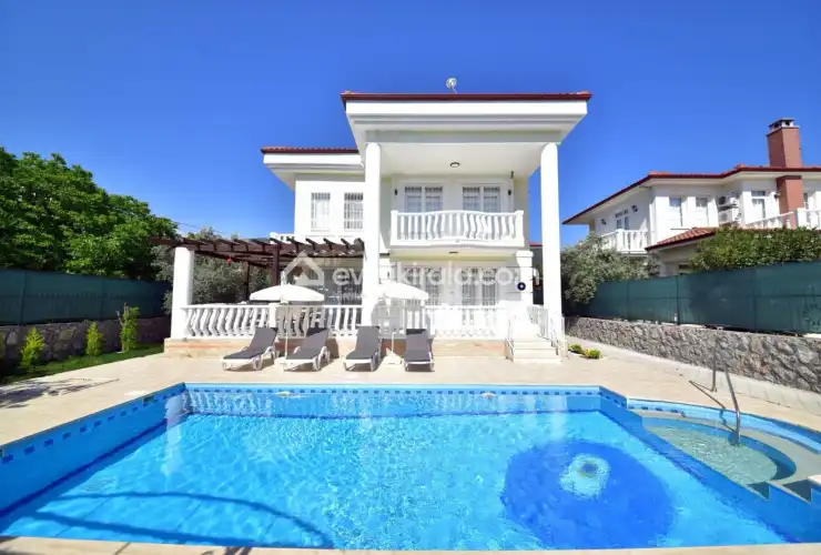 evini-kirala-villa-alya-uzumlu-40_1920x1279_615.jpeg