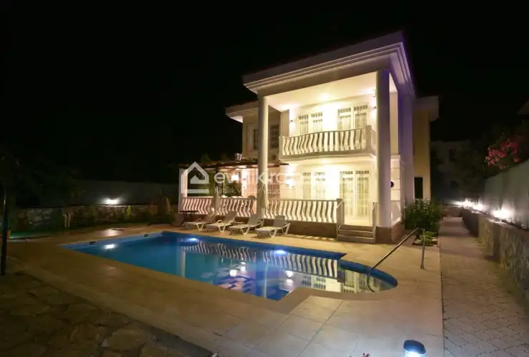 evini-kirala-villa-alya-uzumlu-46_1920x1279_993.jpeg