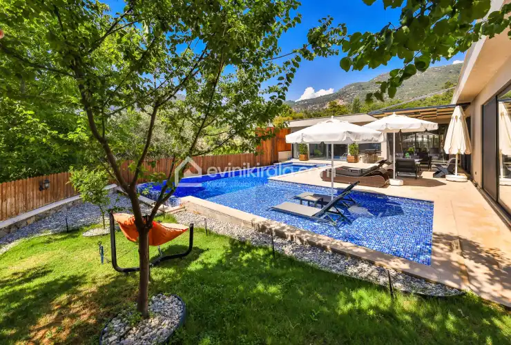 evini-kirala-villa-aqua-luxury-discekim-14_1920x1280_315.jpg