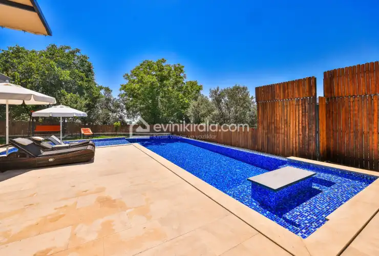 evini-kirala-villa-aqua-luxury-discekim-15_1920x1280_505.jpg