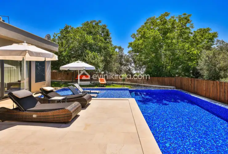 evini-kirala-villa-aqua-luxury-discekim-17_1920x1280_179.jpg