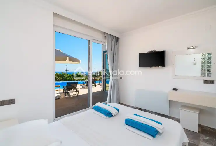 evini-kirala-villa-ata-kalkan-35_140.jpg