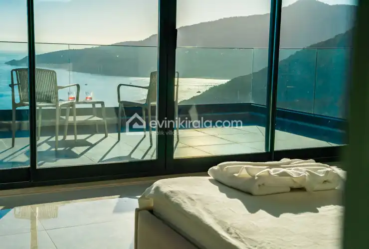 evini-kirala-villa-aura-g-kalkan-65_525.jpg