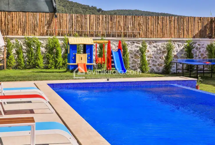 evini-kirala-villa-aygunes-38_1920x1280_350.jpg