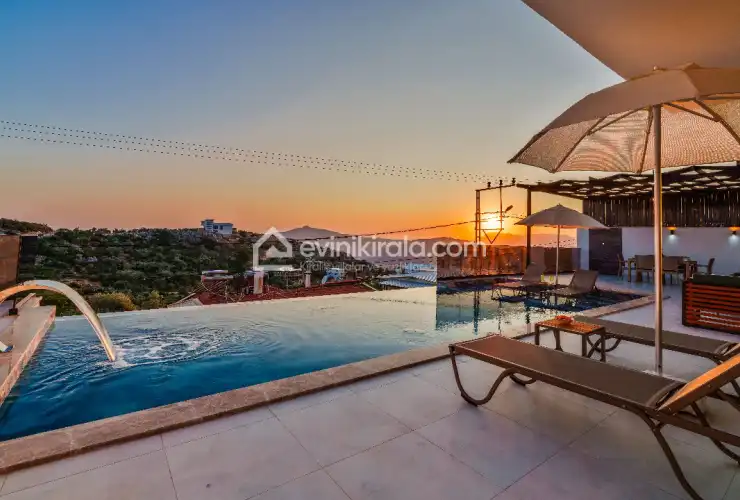 evini-kirala-villa-azra-gul-kalkan-1_209.jpg