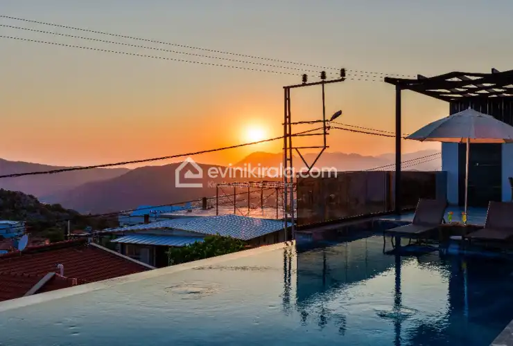 evini-kirala-villa-azra-gul-kalkan-73_784.jpg