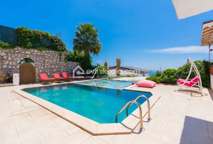 evini-kirala-villa-belkiz-deniz-manzarali-villa-17_317.jpg