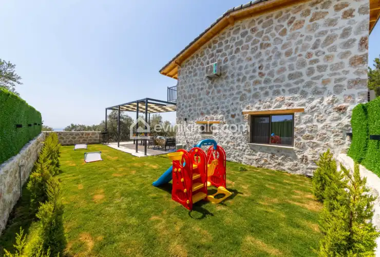 evini-kirala-villa-beren-uzumlu-4_1920x1280_567.jpg