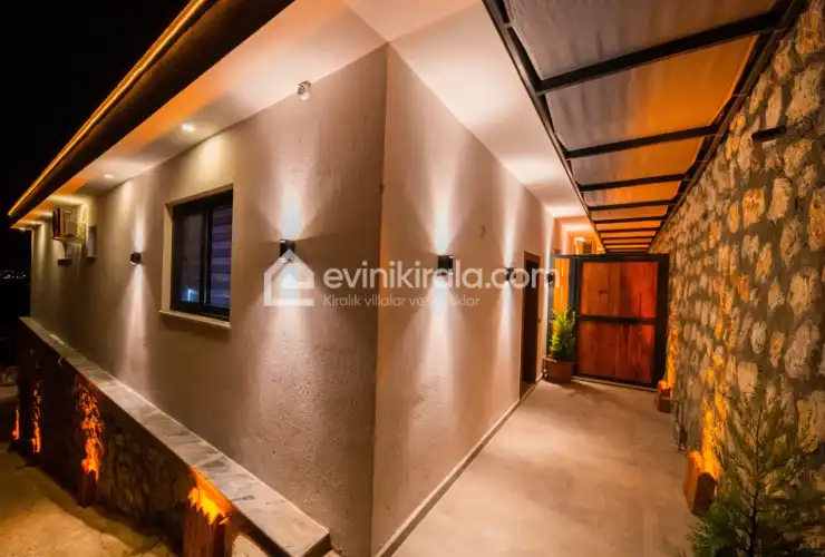 evini-kirala-villa-bugra-1-cavdir-16_1687x1280_985.jpg